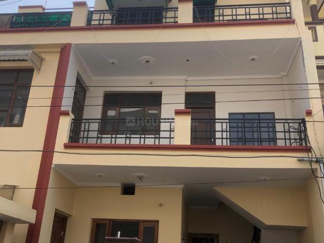 5 BHK Independent House in Preet Colony for rent Zirakpur. The reference number is 20682979
