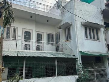 5 BHK Independent House in Rajendra Nagar for resale Ghaziabad. The reference number is 17667014