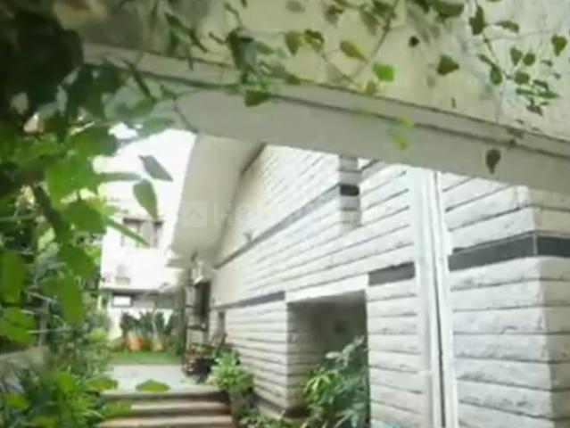 5 BHK Independent House in RMV Extension Stage 2 for rent Bengaluru. The reference number is 15360348
