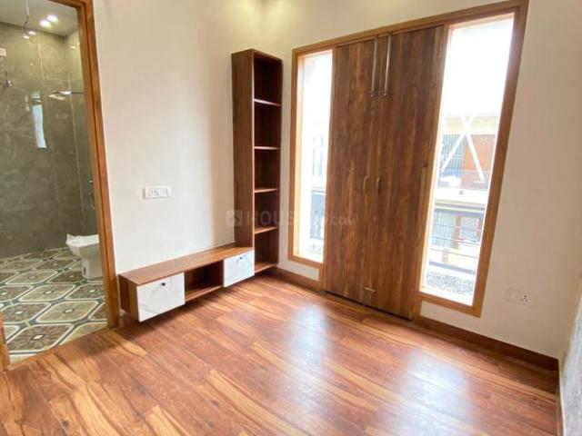5 BHK Independent House in Sanauli for resale Zirakpur. The reference number is 20046280