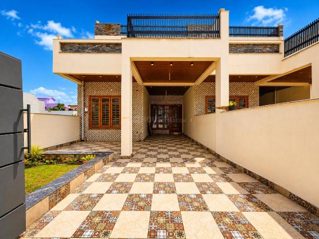 5 BHK Independent House in Sahastradhara Road for resale Dehradun. The reference number is 20921452