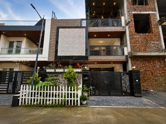 5 BHK Independent House in Sahastradhara Road for resale Dehradun. The reference number is 21018432