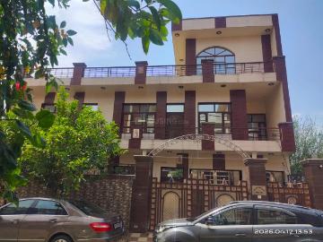 5 BHK Independent House in Saidpura for resale Dera Bassi. The reference number is 20178021