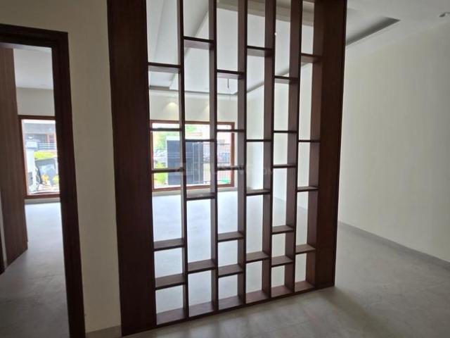 5 BHK Independent House in Sector 12 for resale Panchkula. The reference number is 20602910