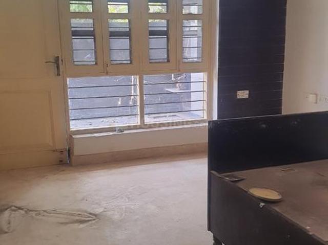 5 BHK Independent House in Sector 19 for resale Noida. The reference number is 20345633