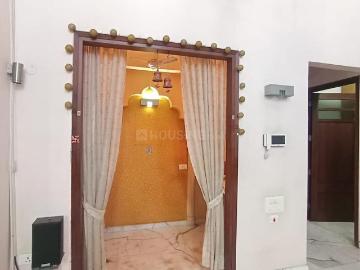 5 BHK Independent House in Sector 23 for rent Gurgaon. The reference number is 20110412