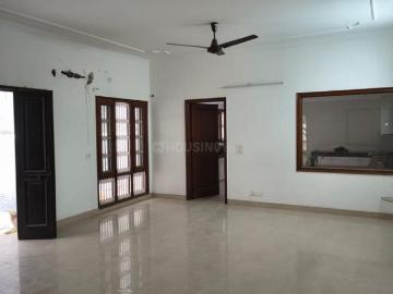 Sector-40 Noida, New Delhi, Delhi - Balcony