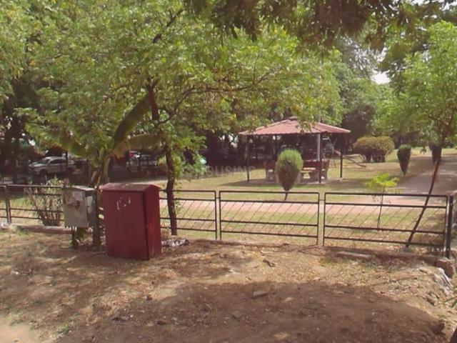 5 BHK Independent House in Sector 44 for resale Chandigarh. The reference number is 19454344
