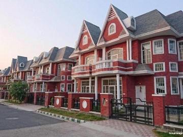 5 BHK Independent House in Sector 48 for resale Gurgaon. The reference number is 19836098