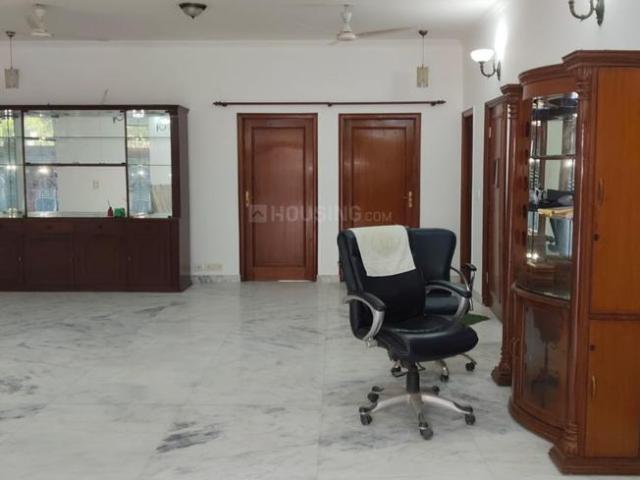 5 BHK Independent House in Sector 50 for rent Noida. The reference number is 20976113