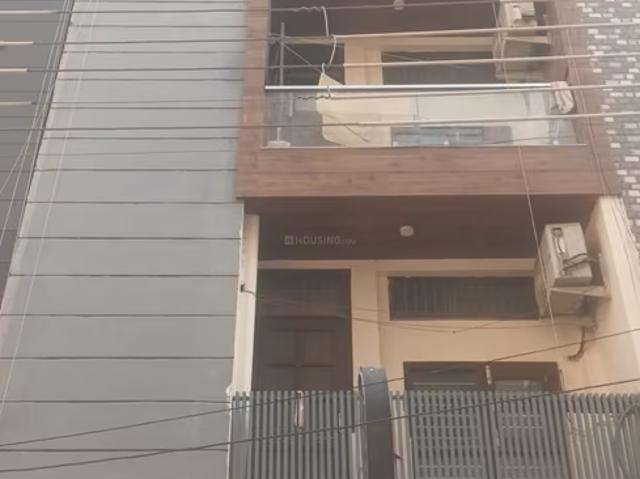 5 BHK Independent House in Sector 57 for resale Gurgaon. The reference number is 20509707