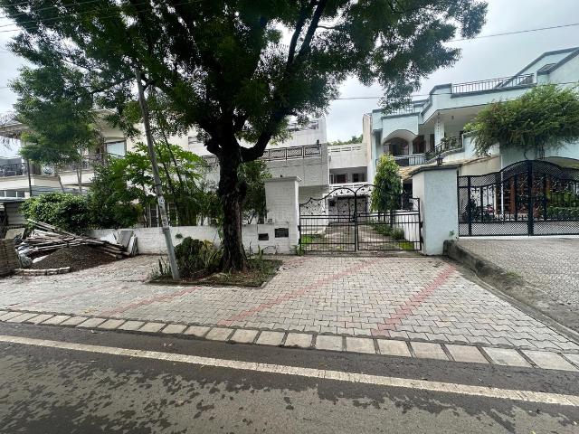 5 BHK Independent House in Sector 60 for resale Mohali. The reference number is 20814068