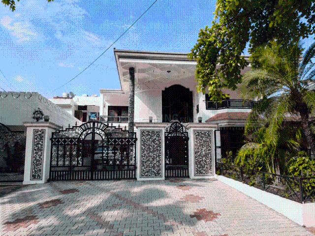 5 BHK Independent House in Sector 64 for resale Mohali. The reference number is 20902631