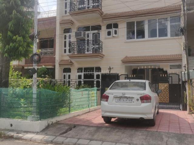 5 BHK Independent House in Sector 69 for resale Mohali. The reference number is 20977221