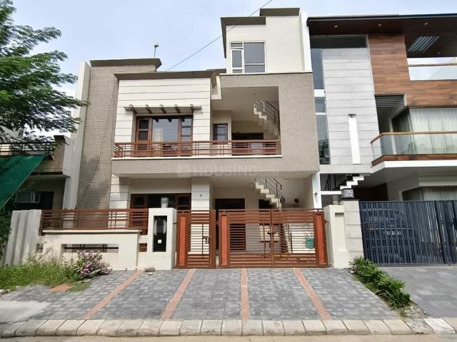 5 BHK Independent House in Sector 91 for resale Mohali. The reference number is 21040302
