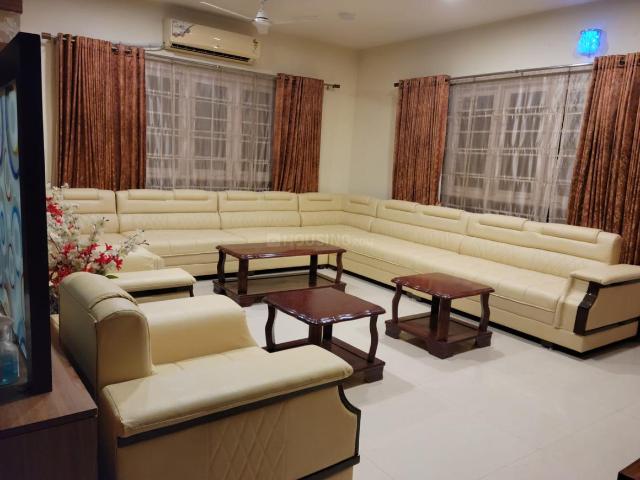 5 BHK Independent House in Shantipura for resale Ahmedabad. The reference number is 20895790
