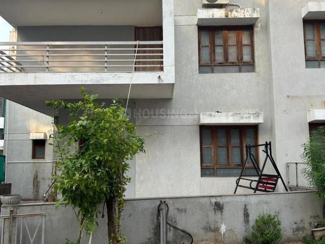 5 BHK Independent House in Shilaj for rent Ahmedabad. The reference number is 20399923