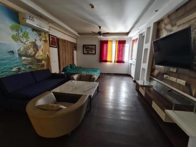 5 BHK Penthouse in Sector 107 for rent Noida. The reference number is 20604556