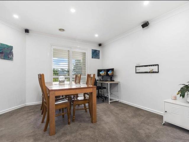 5 Bimble Close Orange NSW 2800