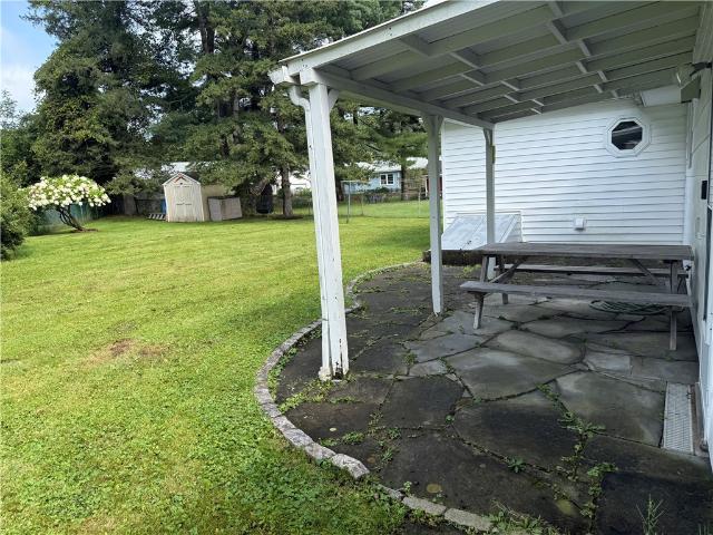 5 Bolton Drive