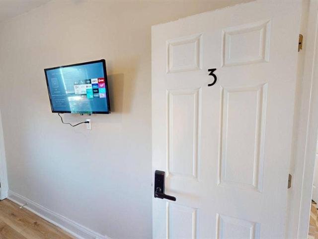 6 BR in Baltimore
