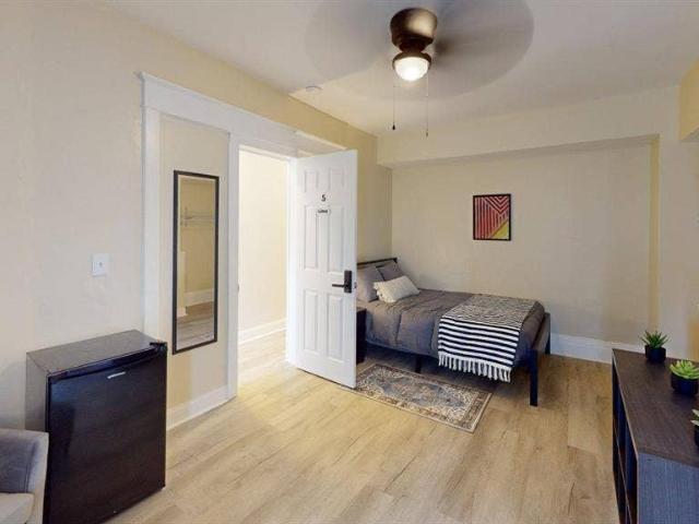 6 BR in Baltimore