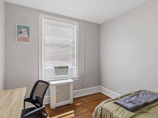 5 BR in Philadelphia