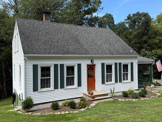 5 BR, 1.5 BA Apartment 1025 Shewville Rd, Ledyard, CT 06339