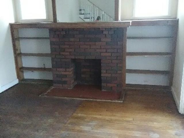 5 BR, 1.5 BA Apartment 116 Cleveland Ave, Uniontown, PA 15401