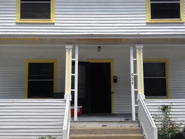 5 BR, 1.5 BA Apartment 934 Bellevue Place, Kalamazoo, MI 49007