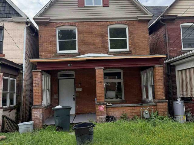 5 BR, 1 BA Apartment 592 E 7th, Tarentum, PA 15084