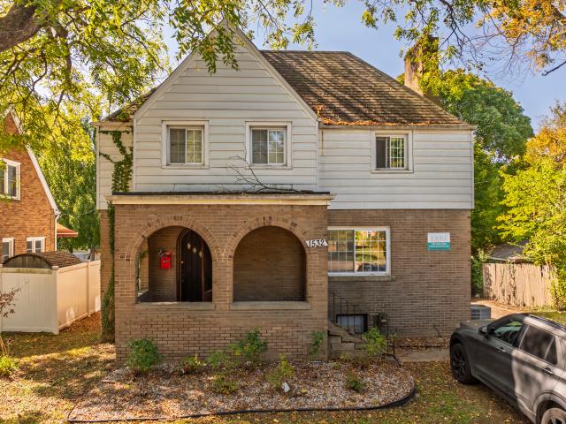 5 BR, 2.5 BA Apartment 1532 Packard Rd, Ann Arbor, MI 48104