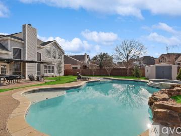 5 BR, 2.5 BA Apartment 5717 Windmere Ln, Haltom City, TX 76137