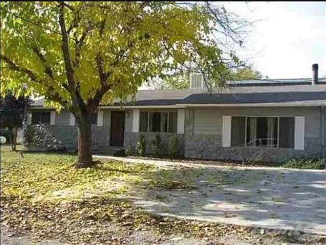 5 Br, 2 bath, Single Family 12012 Hoover Road
