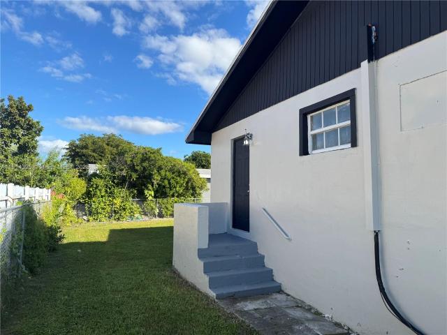 5 BR, 2 BA Apartment Goulds, Miami, FL 33170
