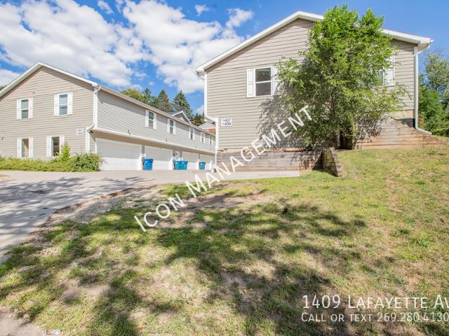 5 BR, 2 BA Apartment 1409 Lafayette Ave, Kalamazoo, MI 49006
