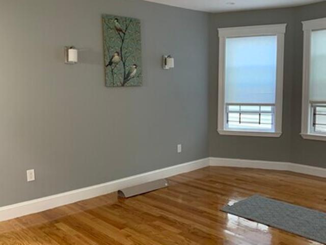 5 BR, 2 BA Apartment 146 Hillside St, Unit 1, Boston, MA 02120