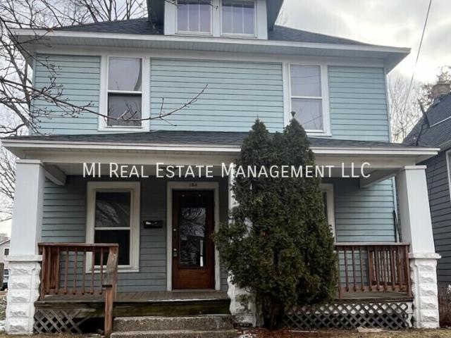 5 BR, 2 BA Apartment 154 Straight Ave SW, Grand Rapids, MI 49504