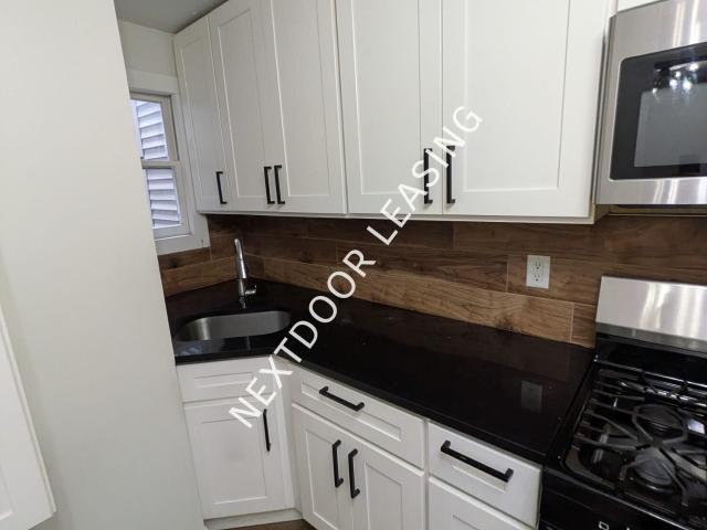 5 BR, 2 BA Apartment 159 Prospect Ave, Bayonne, NJ 07002