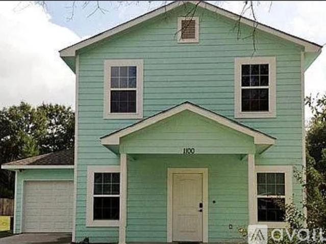 5 BR, 2 BA Apartment 1100 Berry Road, Lufkin, TX 75904