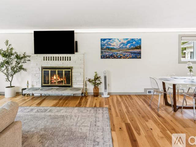 5 BR, 2 BA Apartment 12016 12 Th Avenue South, Burien, WA 98168