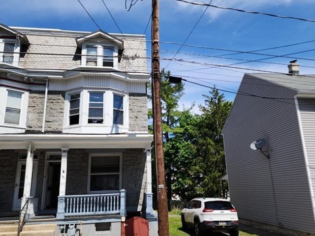 5 BR, 2 BA Apartment 1344 W Norwegian St, Pottsville, PA 17901