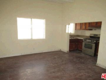 5 BR, 2 BA Apartment 243 East 29th Street, Los Angeles, CA 90011