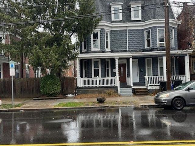 5 BR, 2 BA Apartment 2609 N 6th St, Harrisburg, PA 17110
