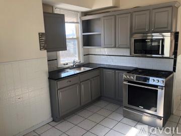 5 BR, 2 BA Apartment 37 East Passaic Avenue, Unit 2, Bloomfield, NJ 07003