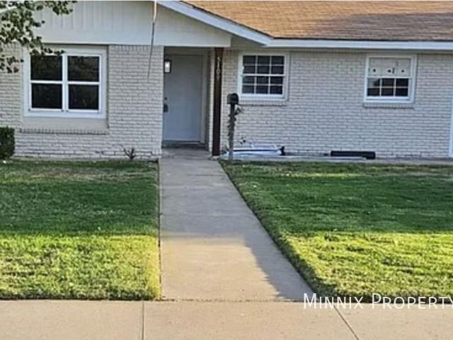 5 BR, 2 BA Apartment 5109 48th St Lubbock, TX 79414