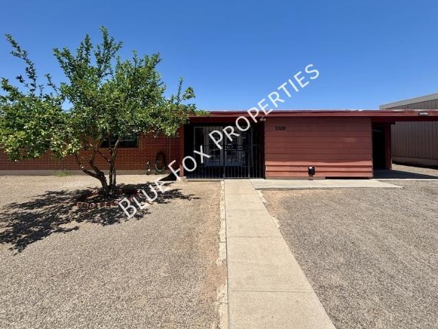 5 BR, 2 BA Apartment 7329 E 28th Pl, Tucson, AZ 85710