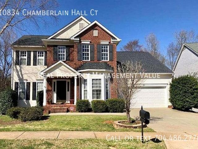 5 BR, 3.5 BA Apartment 10834 Chamberlain Hall Ct, Charlotte, NC 28277