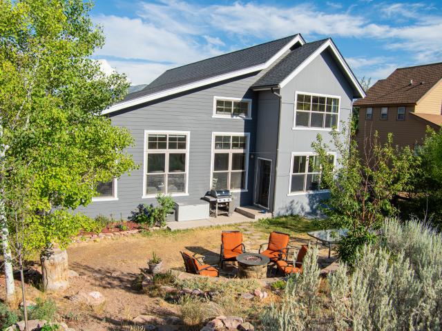5 BR, 3.5 BA Apartment 12 Sky Mtn, Gypsum, CO 81637