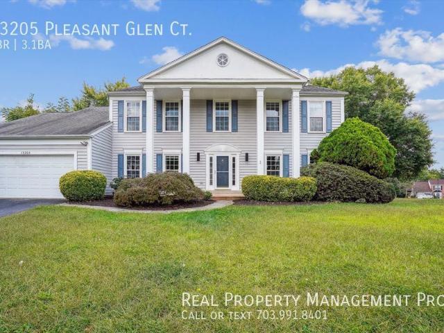 5 BR, 3.5 BA Apartment 13205 Pleasant Glen Ct Herndon, VA 20171